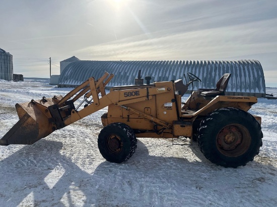 Case 580 E