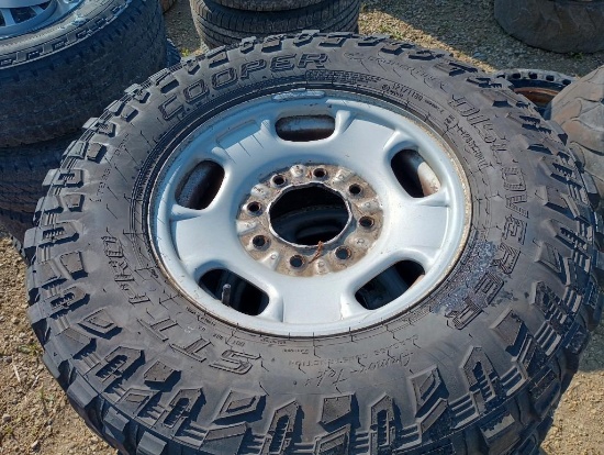 Cooper Discoverer STT Pro Tires LT285/70R17