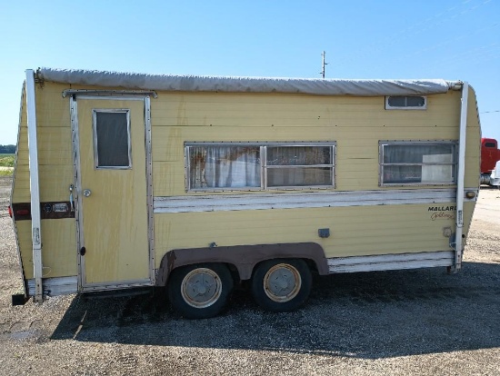 Mallard Goldeneye Vintage Travel Trailer