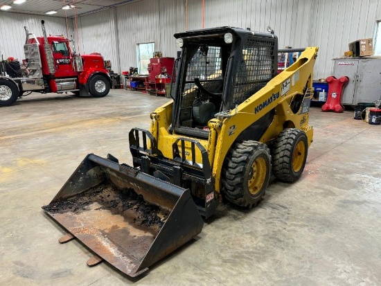2004 Komatsu SK820 Skid Loader
