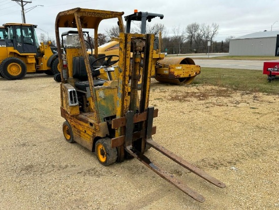 Clark Forklift