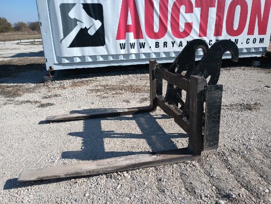 Forks for CAT 938M