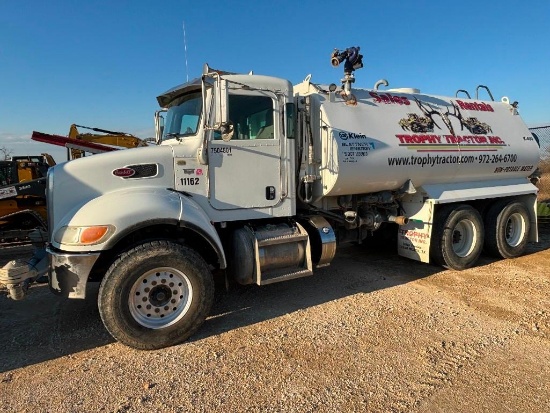 2018 Peterbilt 348 Water Truck