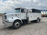 2000 Peterbilt 330