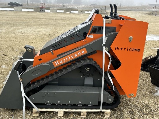 New Unusued 2025 Mini Skid Steer Loader HRC700