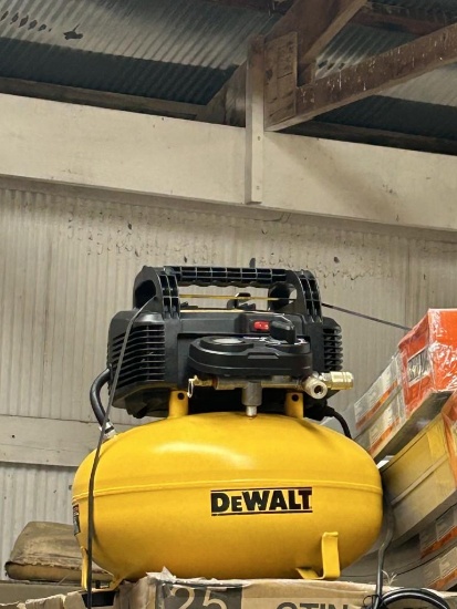 Dewalt pancake air compressor