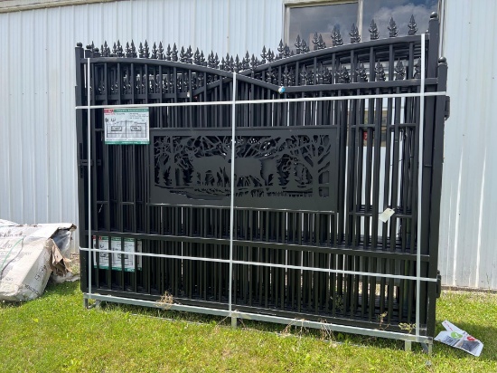 New Unused 20FT Bi-Parting Gate Deer Artwork