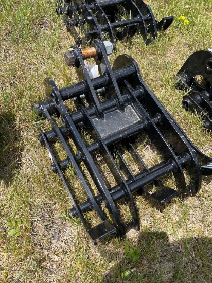 New Unused IREAS Wood Grabber