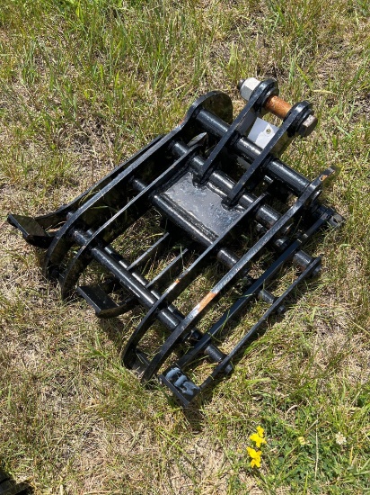 New Unused IREAS Wood Grabber