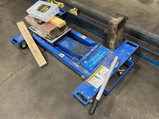 Low-Lift Transmission Jack
