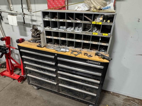 Husky Tool Box w/ Alignment Tools