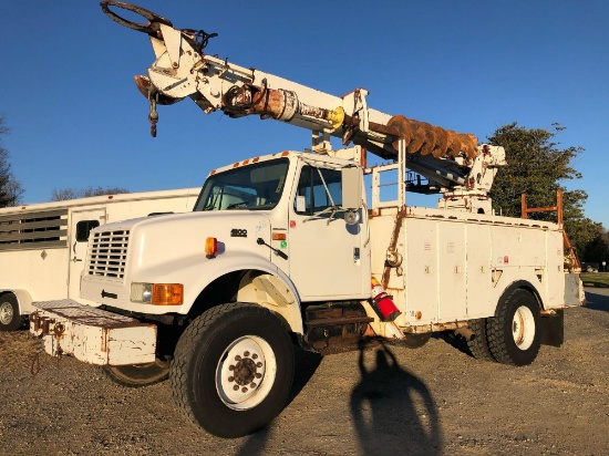 International 4800 4x4