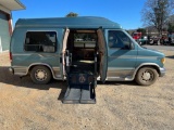 1998 Ford E150 Econoline Wheel Chair Lift Van