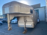 2007 Calico 5 Horse Slant Trailer