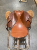 English saddle