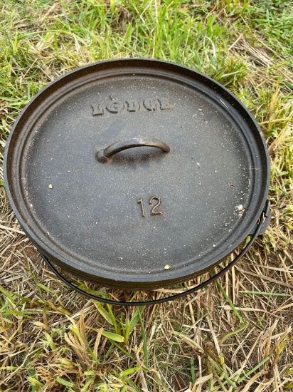 Lodge Dutch Oven