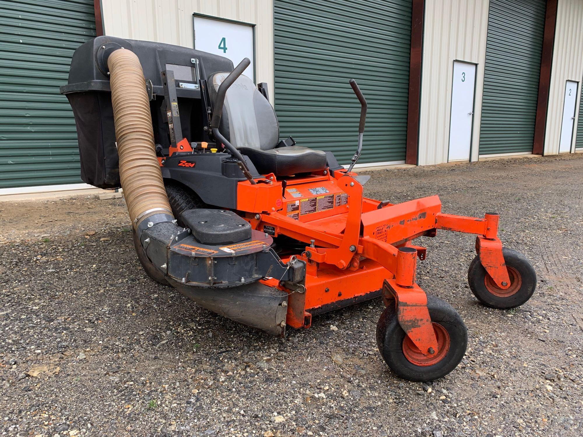 2015 Kubota Z724 Zero Turn Mower w/ Bagger System | Proxibid