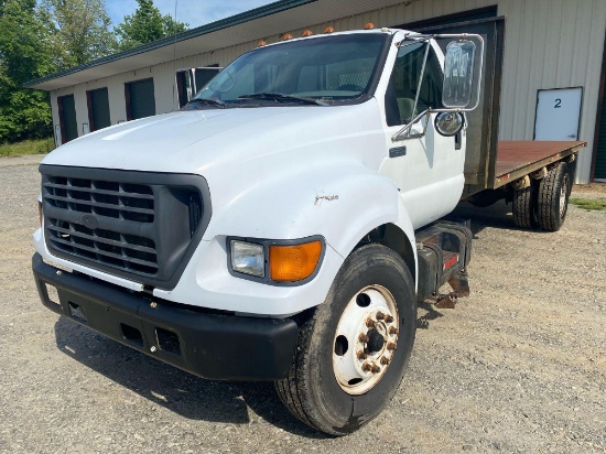 2000 Ford F650 Flatbed