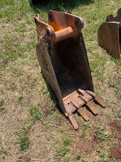 18in Excavator Bucket