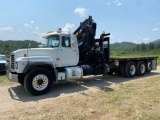 2002 Mack RD600 Boom Truck