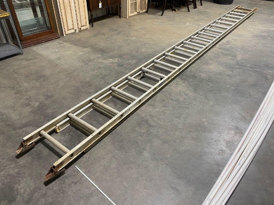 Extendable 40ft Aluminum Ladder