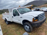 2001 Ford F-550 4x4 Utility Truck, VIN # 1FDAF57FX1ED84914