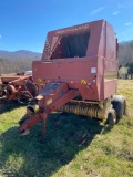 New Holland 650 Auto Wrap Round Baler