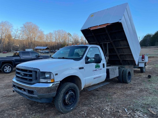 2002 Ford F-450 4x4 Chip Dump Truck