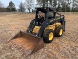 New Holland LX885 Skidsteer