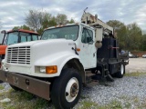 2000 International 4700 Derrick Digger Truck, VIN # 1HTSCAAN7YH282315