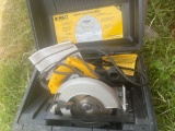 Dewalt 7.25 Circular Saw