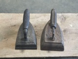 (2)Cast Iron Irons