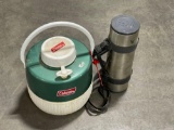 2 Liquid Containers