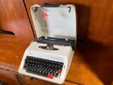 Olivetti MS Premier Plus Type Writer