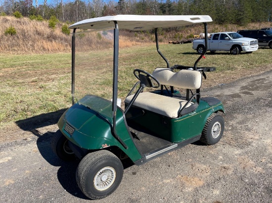 E-Z-GO Golf Cart