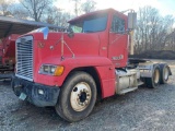 1999 Freightliner FLD120 Truck, VIN # 1FUPDDYB3XLB25241