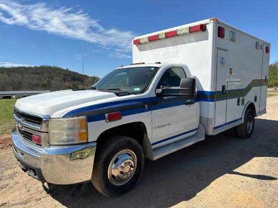 2008 Chevrolet 3500 Ambulance, VIN # 1GBJC34698E180738