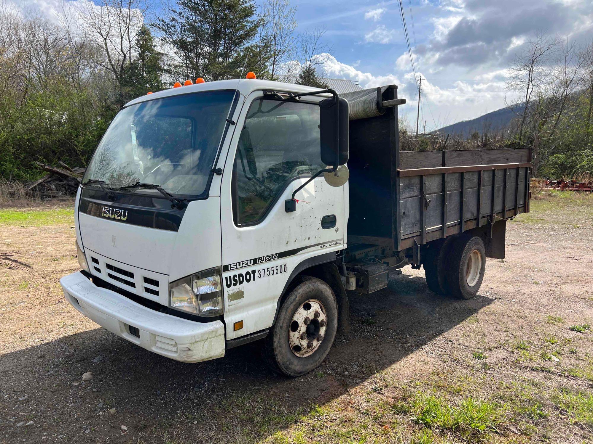 2006 Isuzu NPR Truck, VIN # JALB4B16967025473 | Proxibid