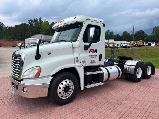 2014 Freightliner Cascadia 125 Day Cab Truck, VIN # 1FUJGEDV4ELFU8345