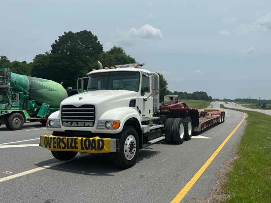 2005 Mack CV713 Granite Truck, VIN # 1M2AG11Y15M020814