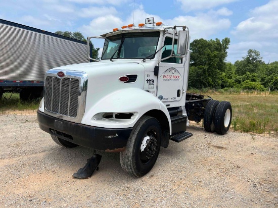 2010 Peterbilt 337 Truck, VIN # 2XP2AN8XXAM109914