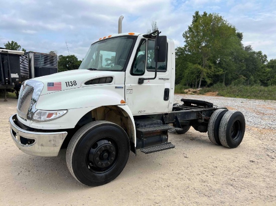 2009 International 4400 Truck, VIN # 1HSMKAZN09H056476