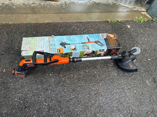 BlackAndDecker String Trimmer-Edger