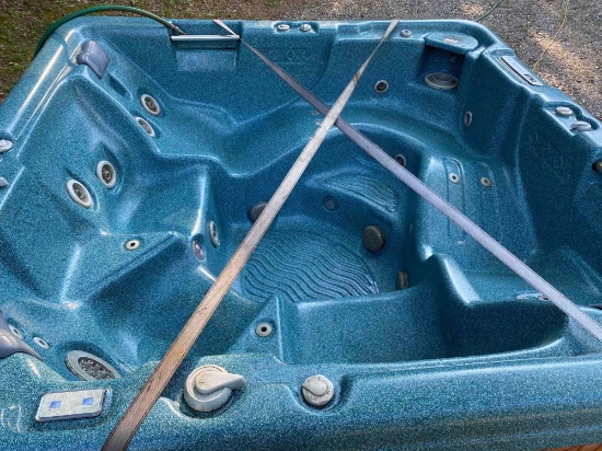 Leisure Bay Hot Tub