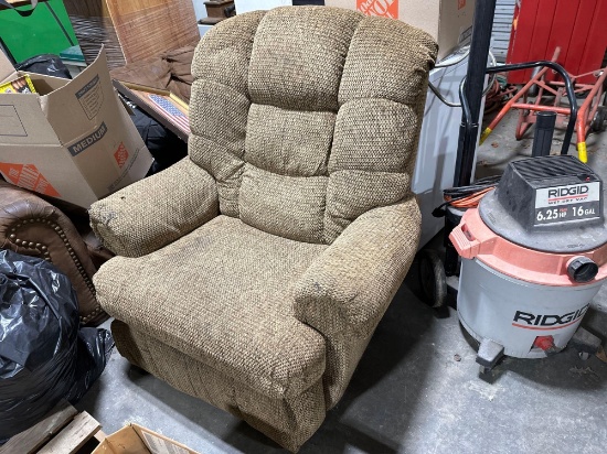 Recliner