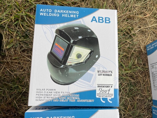 New Auto Darkening Welding Helmet