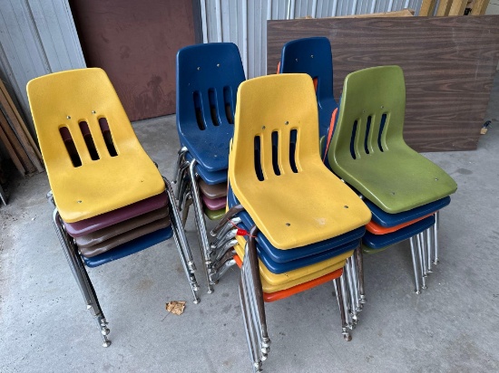 (26) Children Size Plastic Chairs