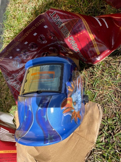 Auto Darkening Welding Helmet