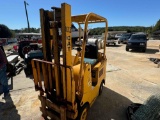 Caterpillar 422S Forklift
