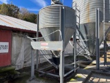 12 Ton and 5 Ton Feed Bin with Scales